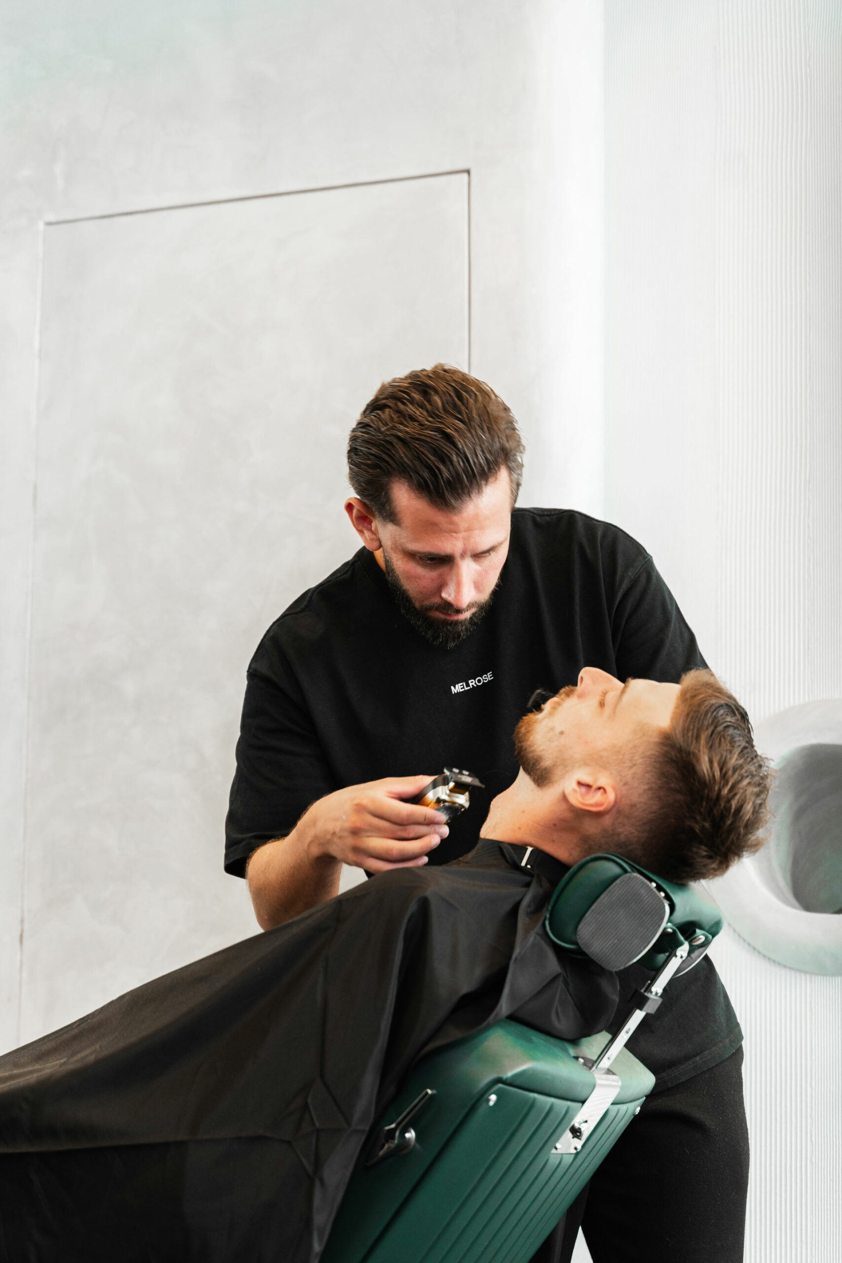 MELROSE BARBERS, coiffeur pour homme